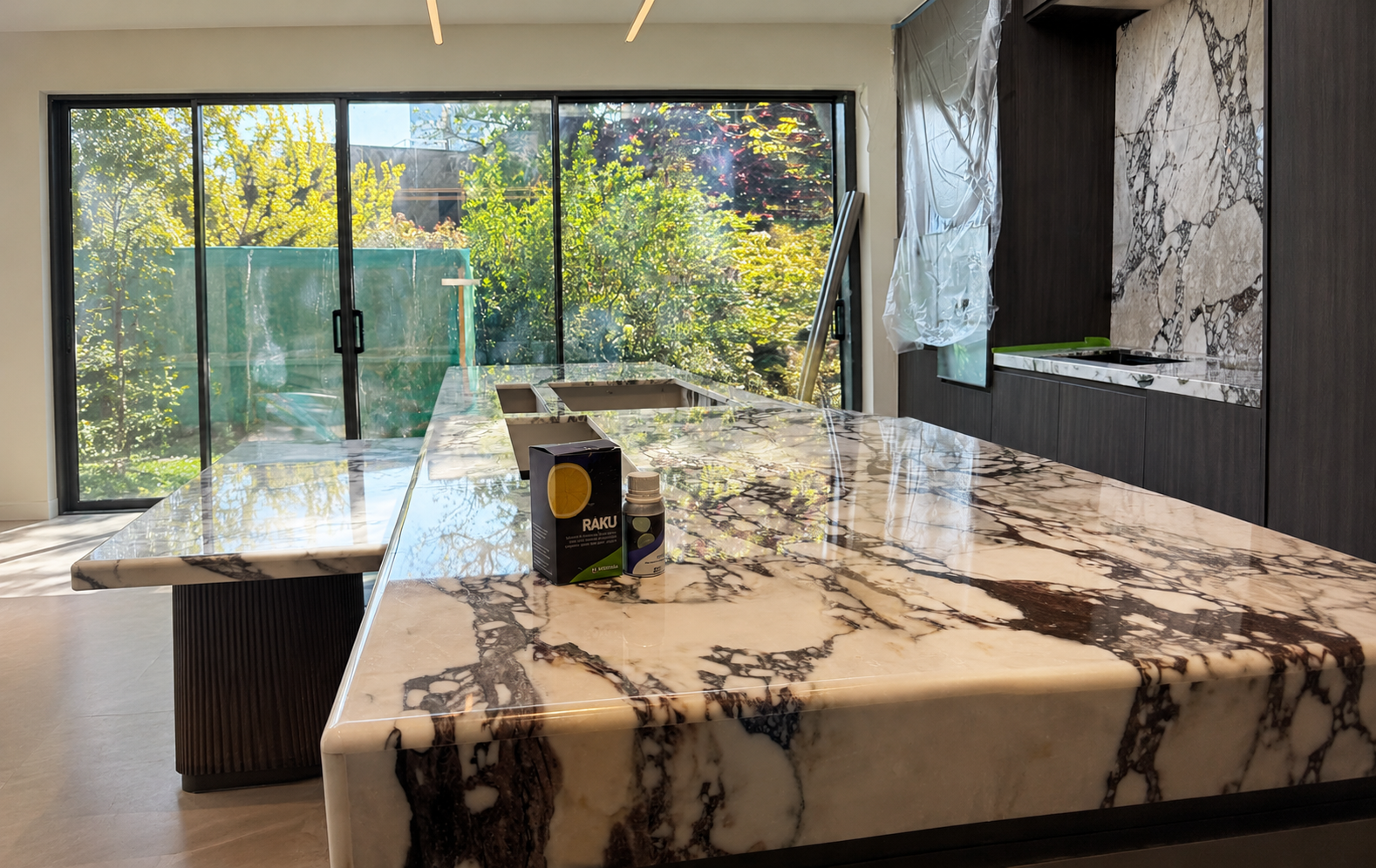 Arabescato Marble Worktop Sealing - London Marble Stone